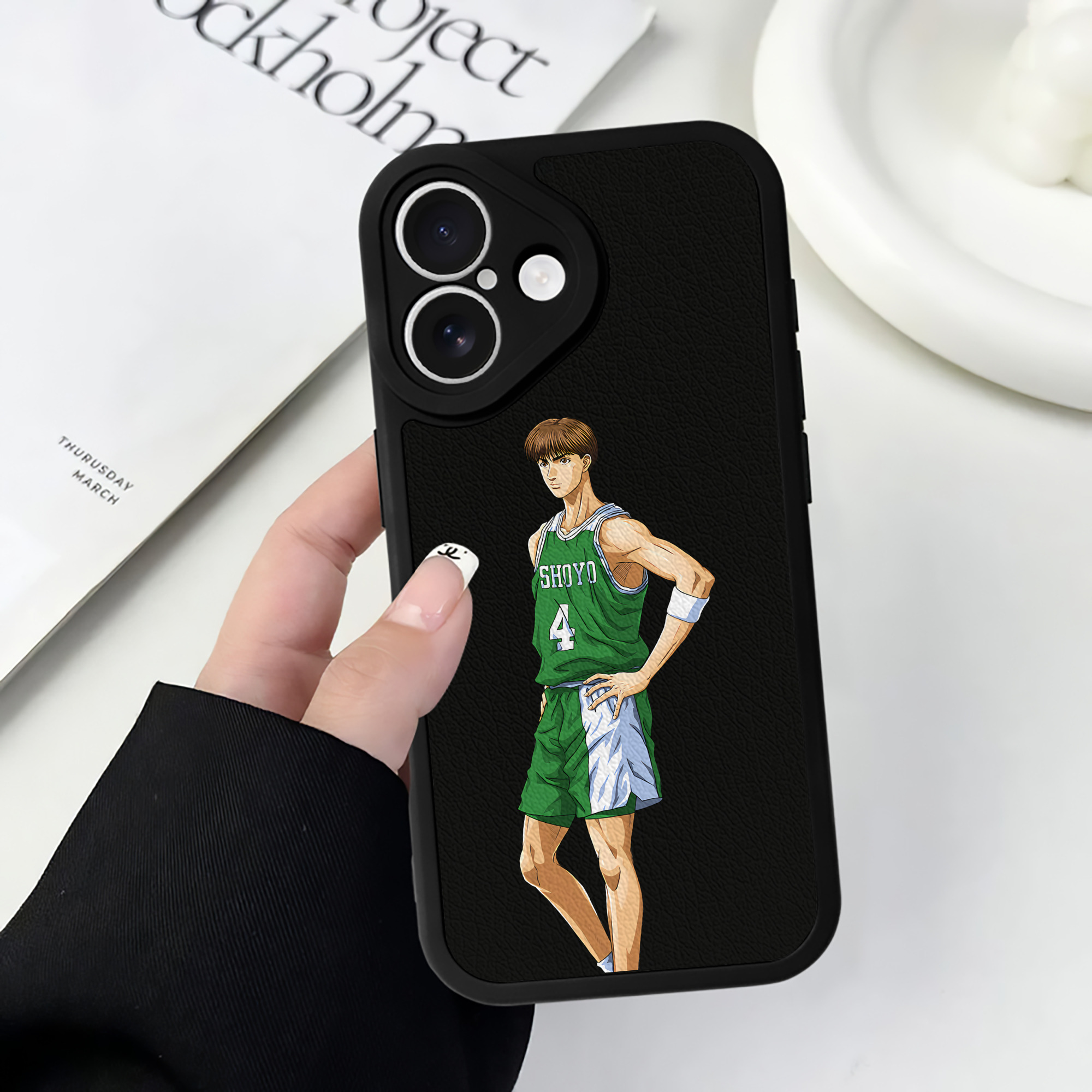 （画像用） SLAM DUNK／スラムダンク 【iPhone 16シリーズ対応】シリコンスマホケース（レザー調） 材質：シリコン